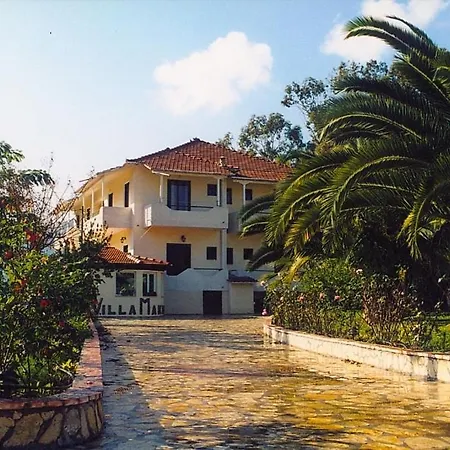 Makis Πανσιόν *